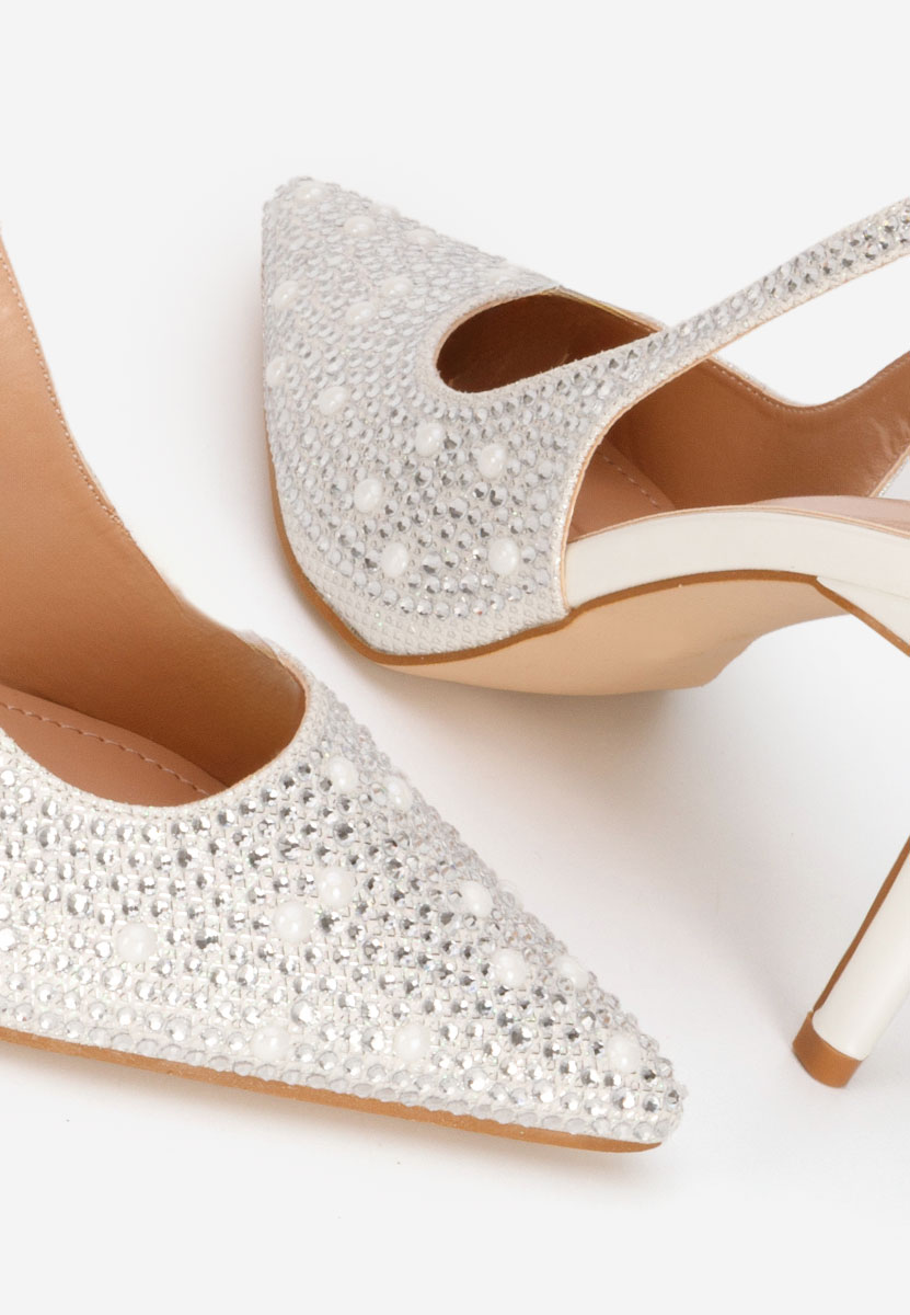 Białe czółenka bez pięt Irenne