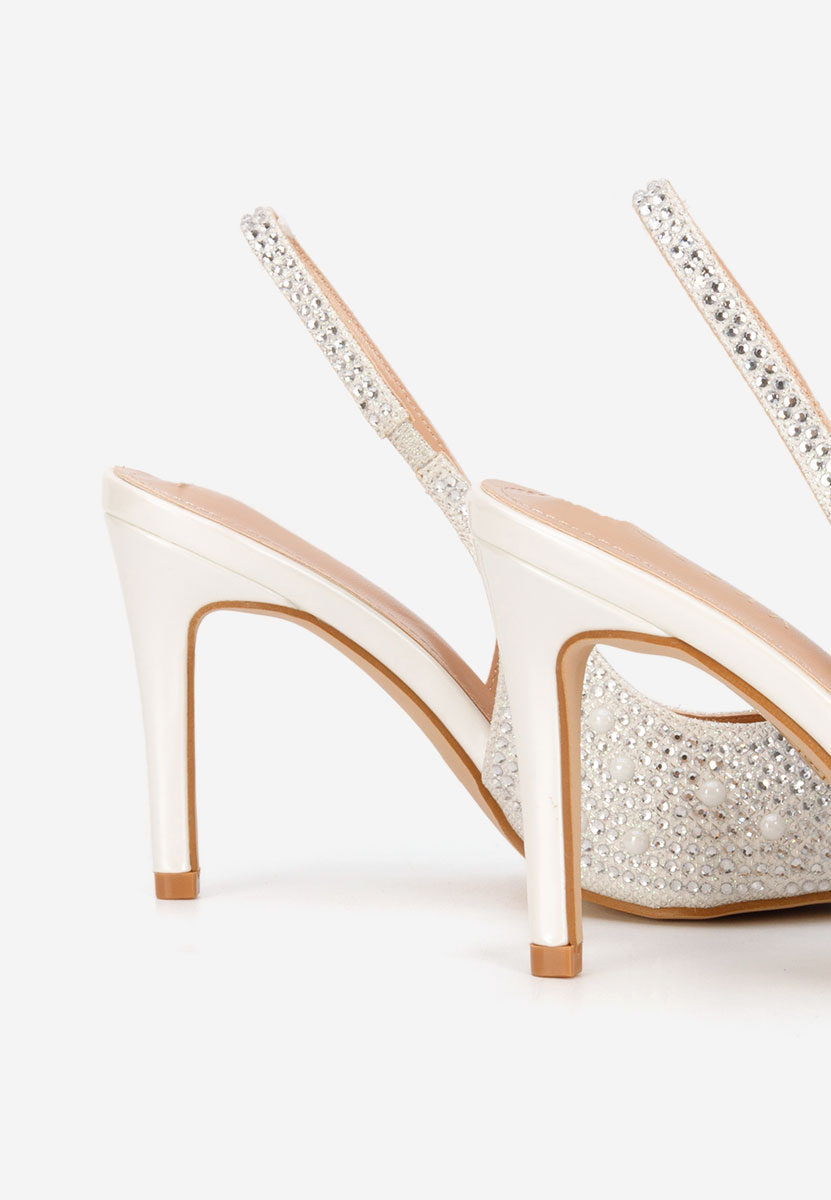 Białe czółenka bez pięt Irenne