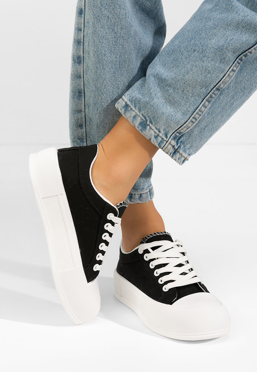 Czarne trampki na platformie Antonea