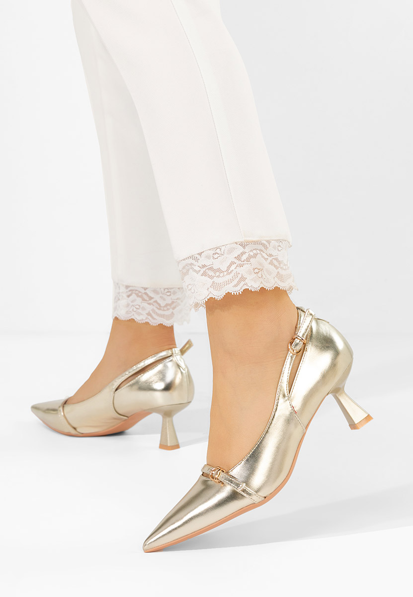 Złote szpilki na niskim obcasie Surie