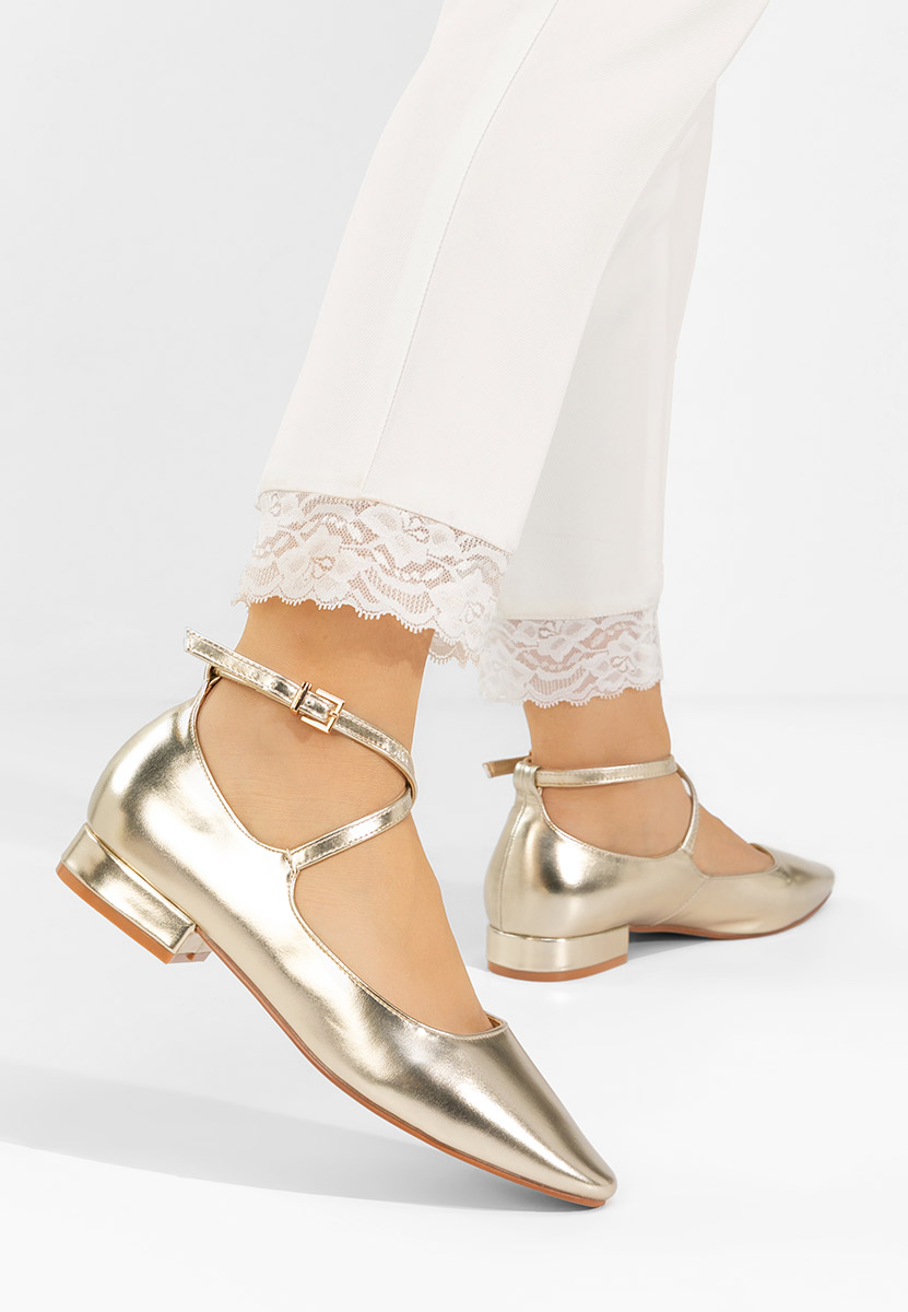 Złote czółenka na niskim obcasie Hurania