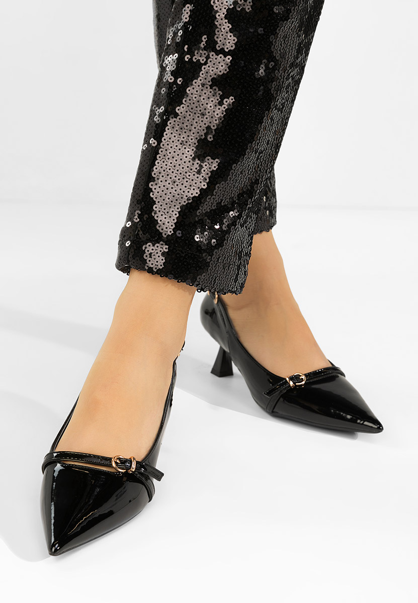 Czarne szpilki na niskim obcasie Surie