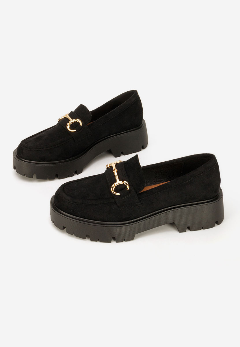 Czarne mokasyny na grubej podeszwie Belvina