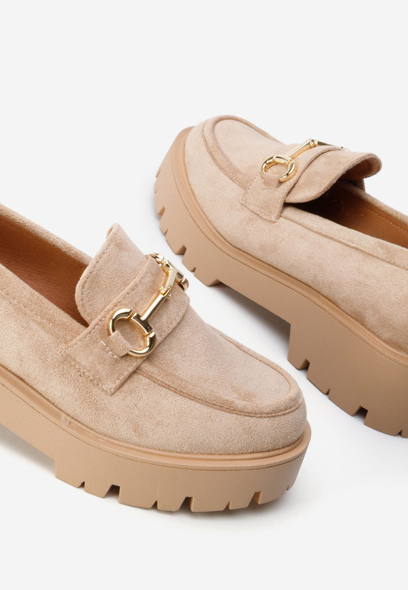 Beżowe mokasyny na grubej podeszwie Belvina