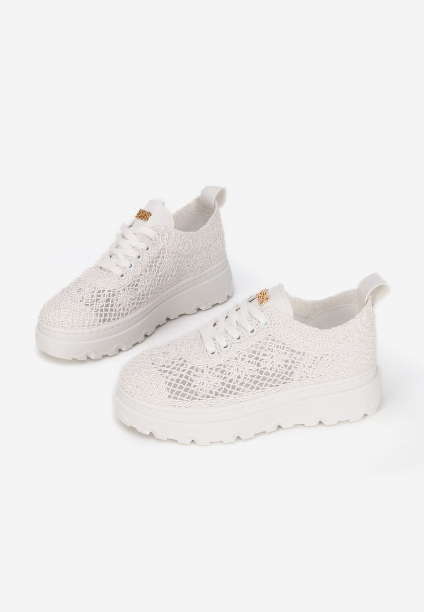 Białe sneakersy na platformie Rossela