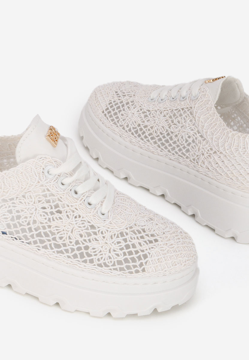 Białe sneakersy na platformie Rossela