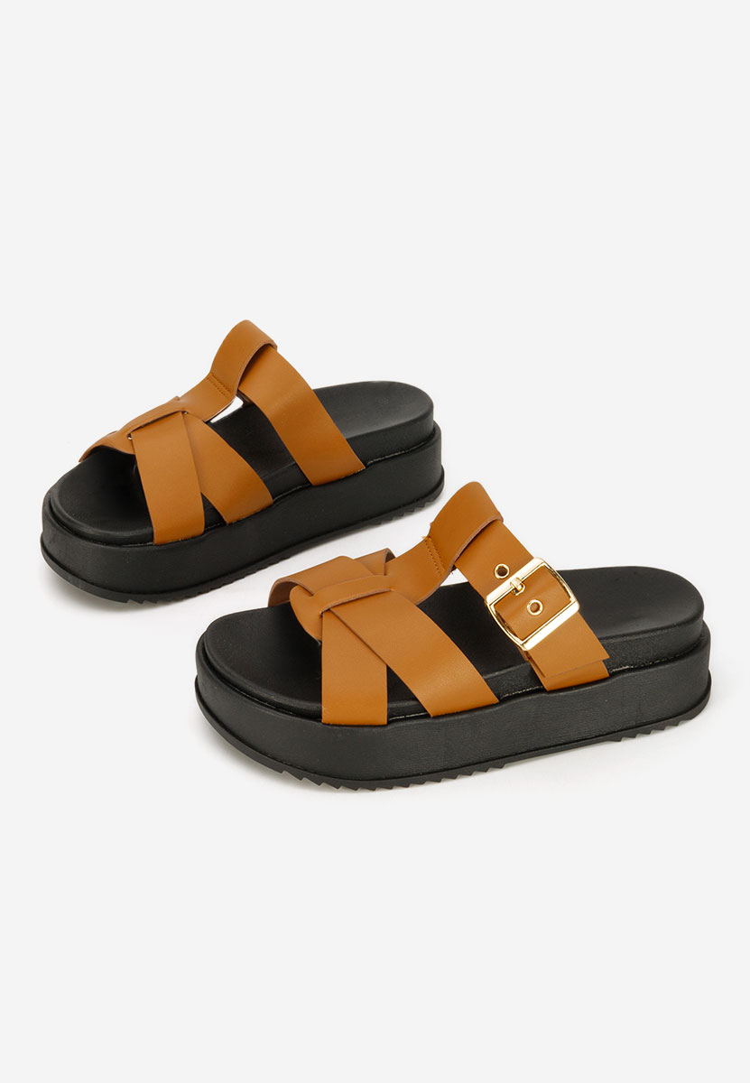 Camelowe klapki na platformie Inaria