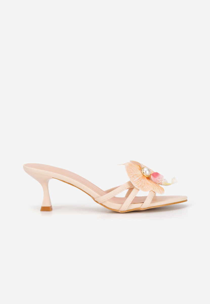 Beżowe klapki na obcasie Florentia