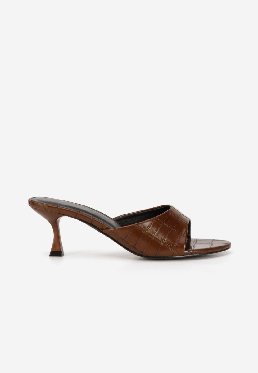 Brązowe klapki na obcasie Iuliania