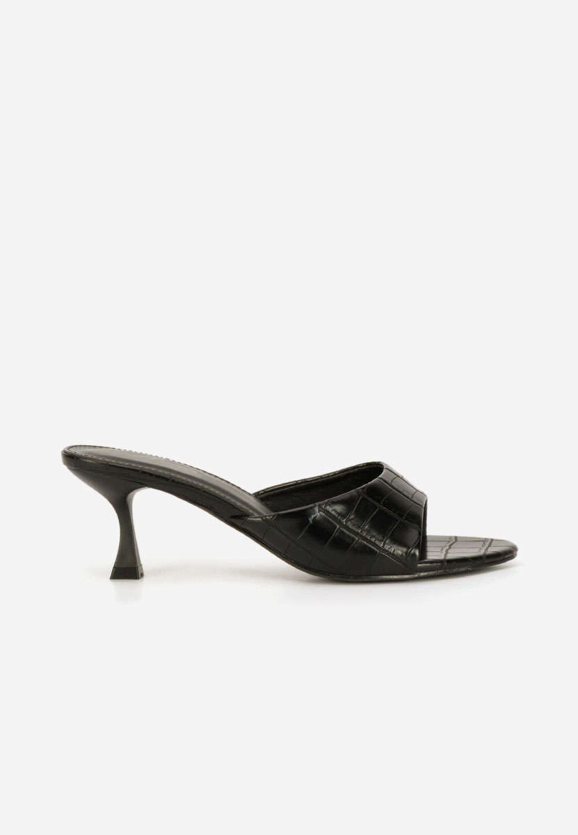 Czarne klapki na obcasie Iuliania