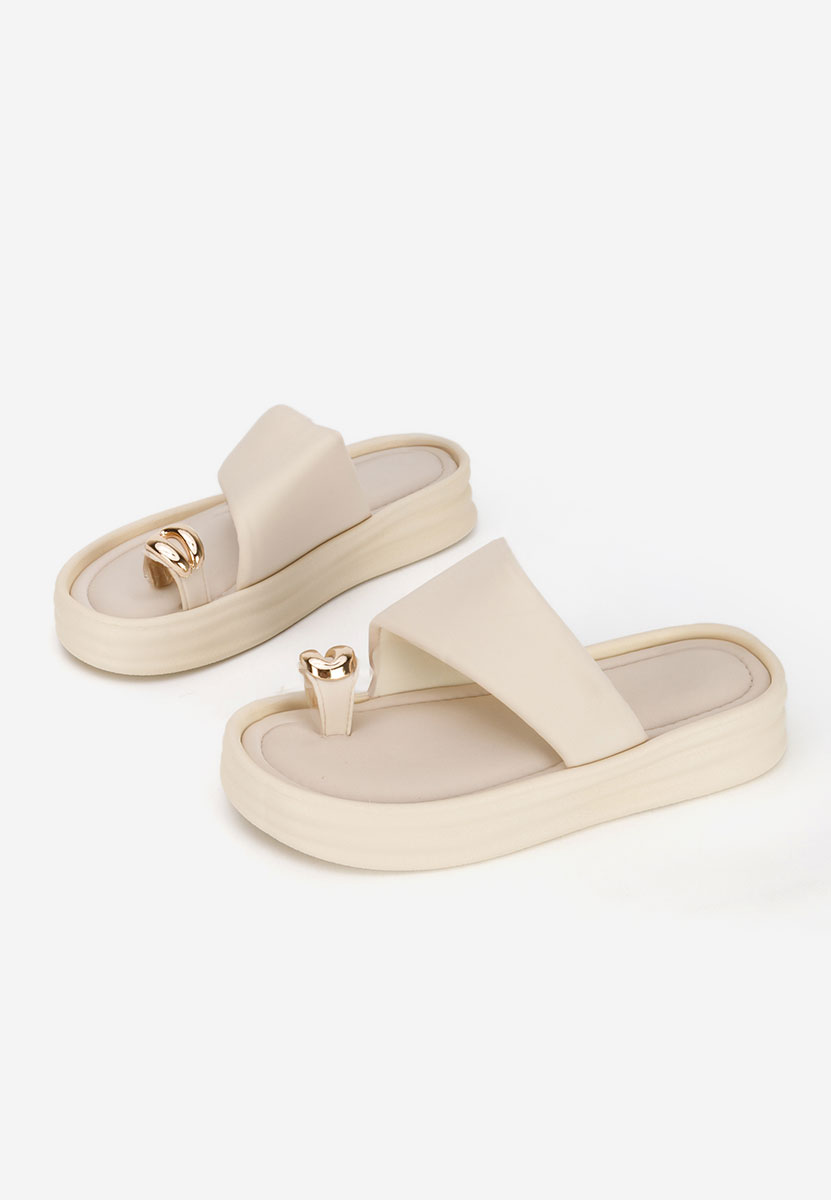 Beżowe klapki na platformie Alezzia