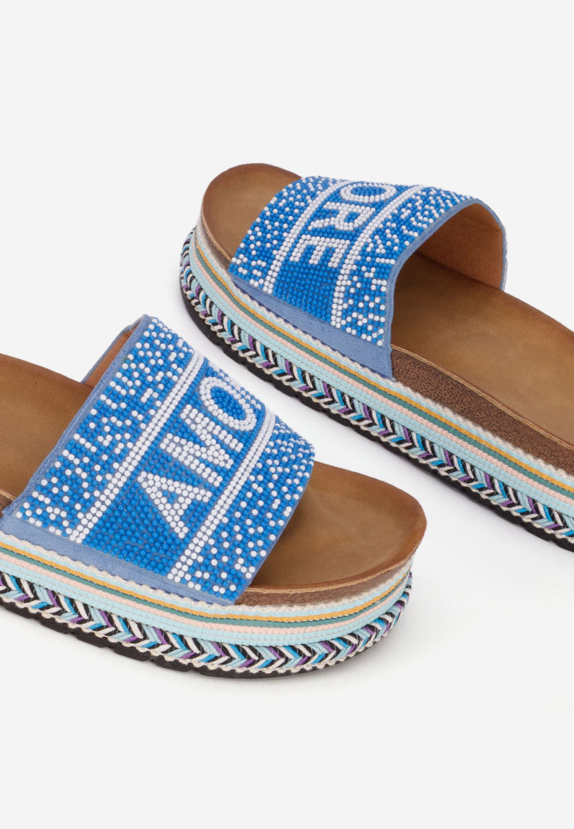 Niebieskie klapki na platformie Alezia