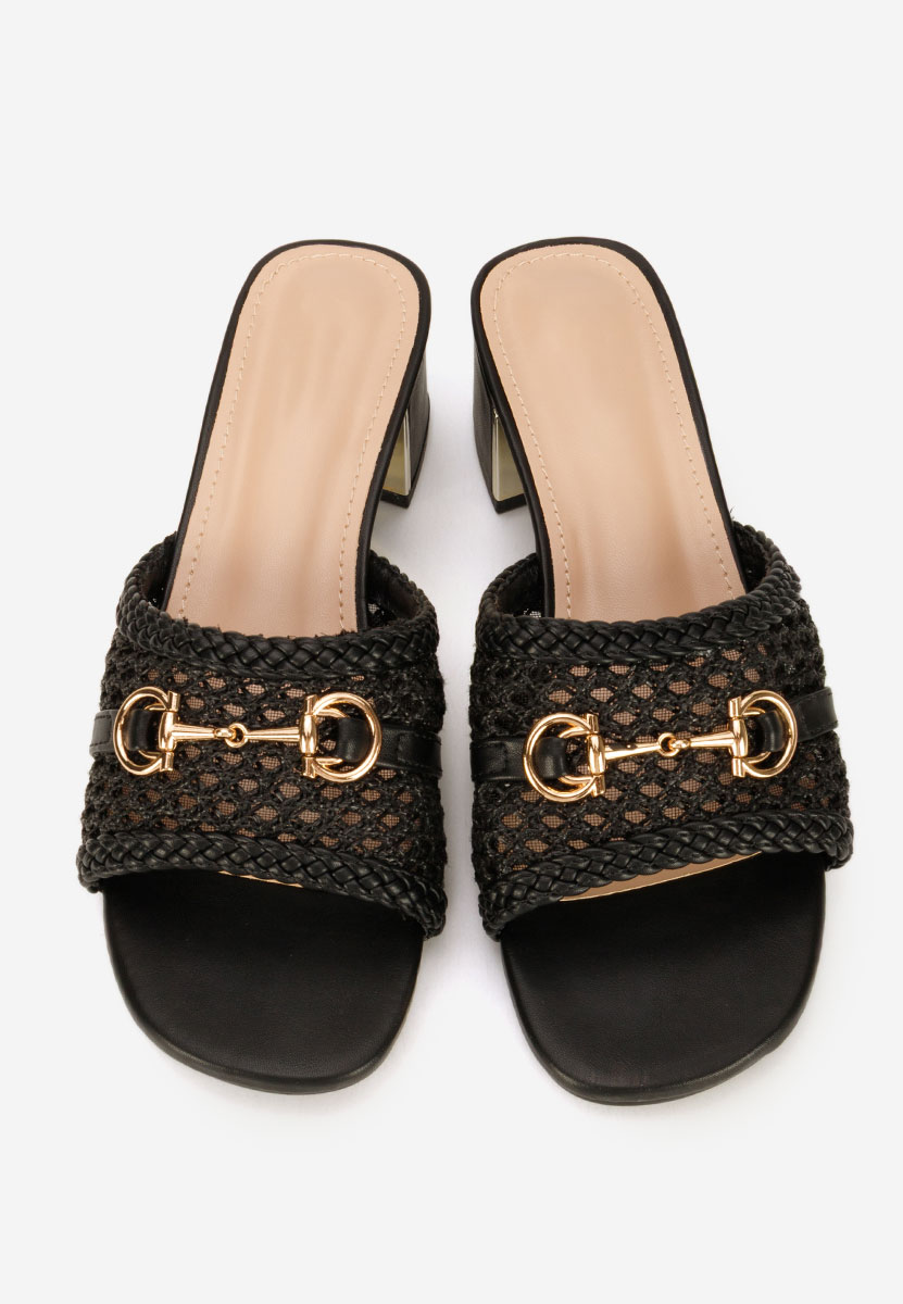 Czarne klapki na obcasie Giustinia