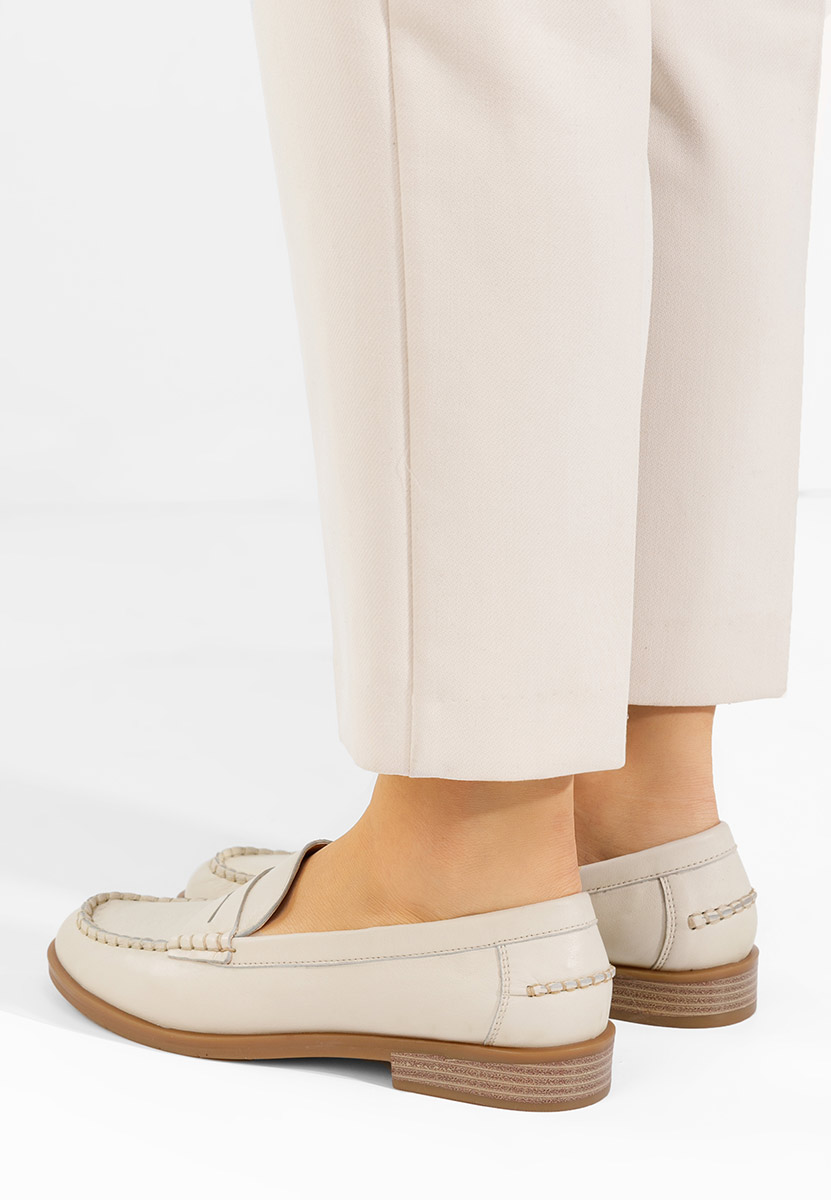 Beżowe mokasyny damskie skórzane Meltanea