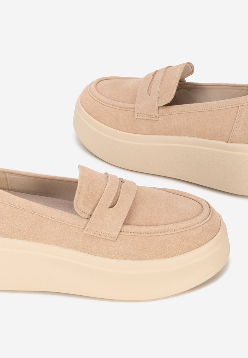 Beżowe mokasyny na platformie Herminia