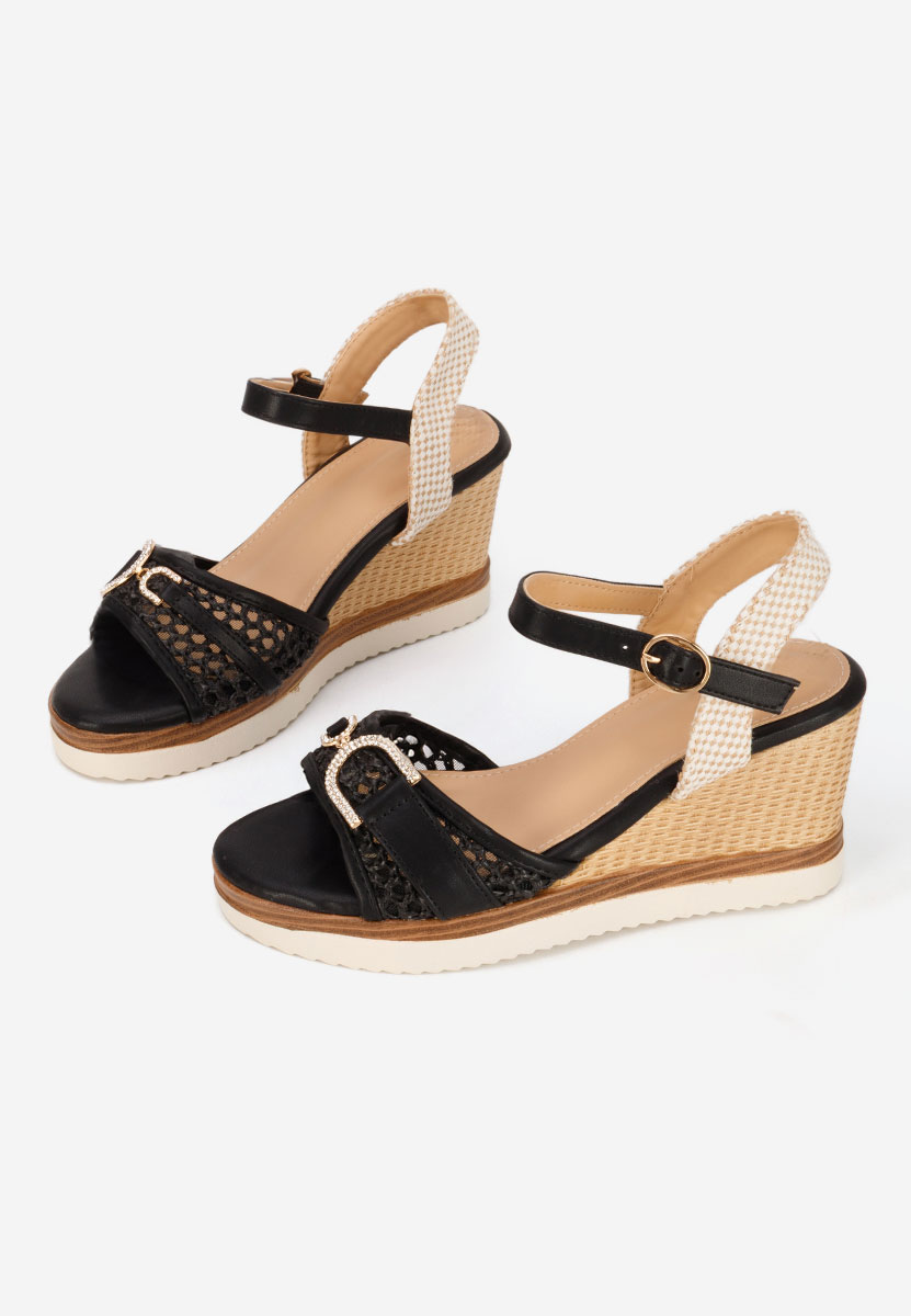 Czarne sandały na koturnie Ramiela