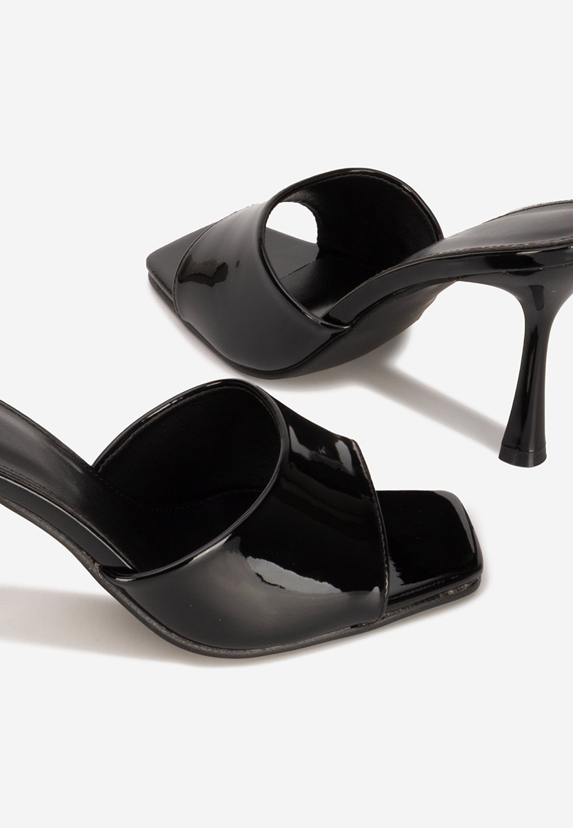 Czarne klapki na obcasie Eliseia