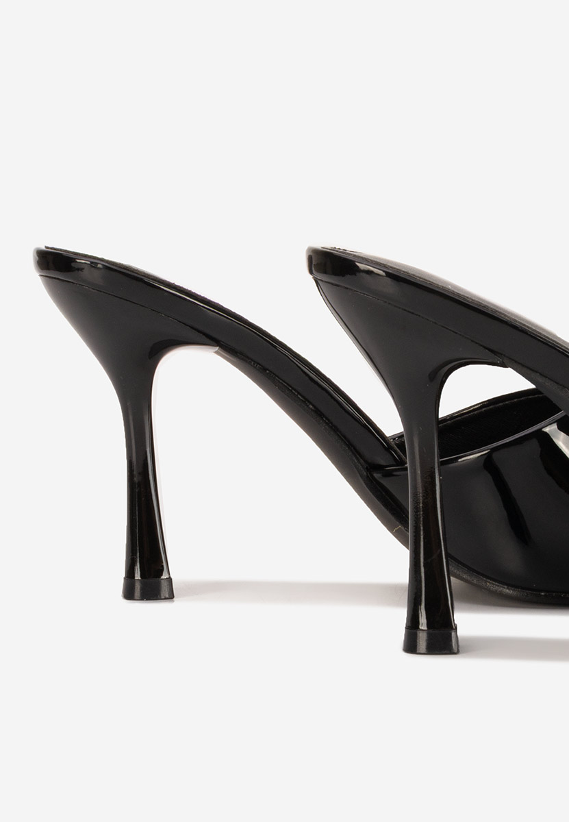 Czarne klapki na obcasie Eliseia