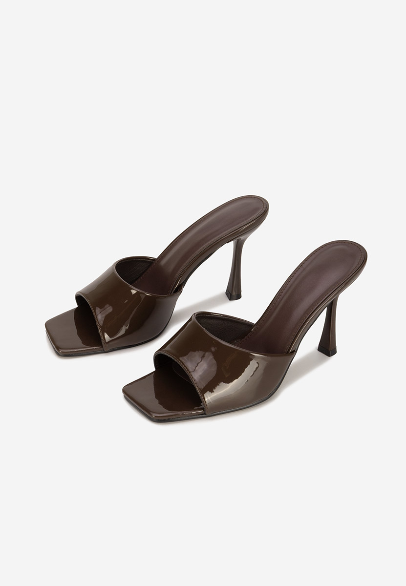 Brązowe klapki na obcasie Eliseia