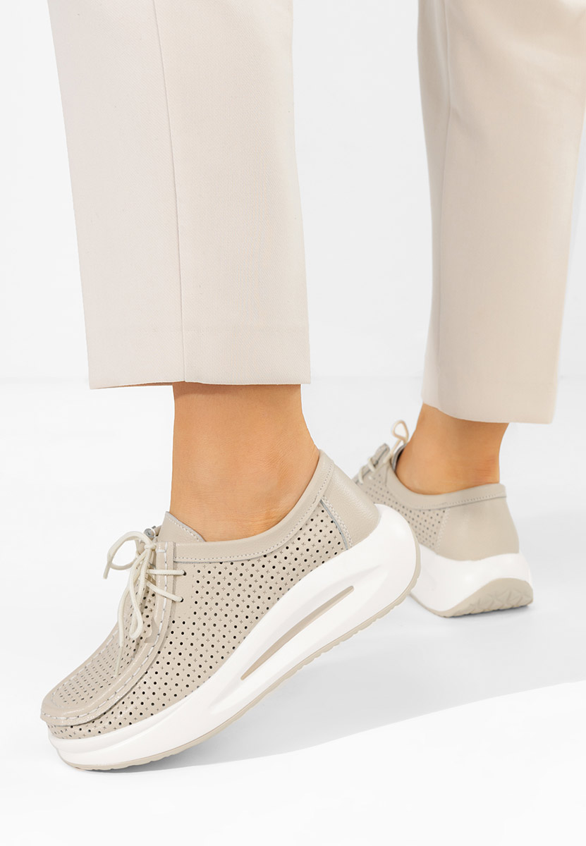 Beżowe mokasyny damskie skórzane Eveliana