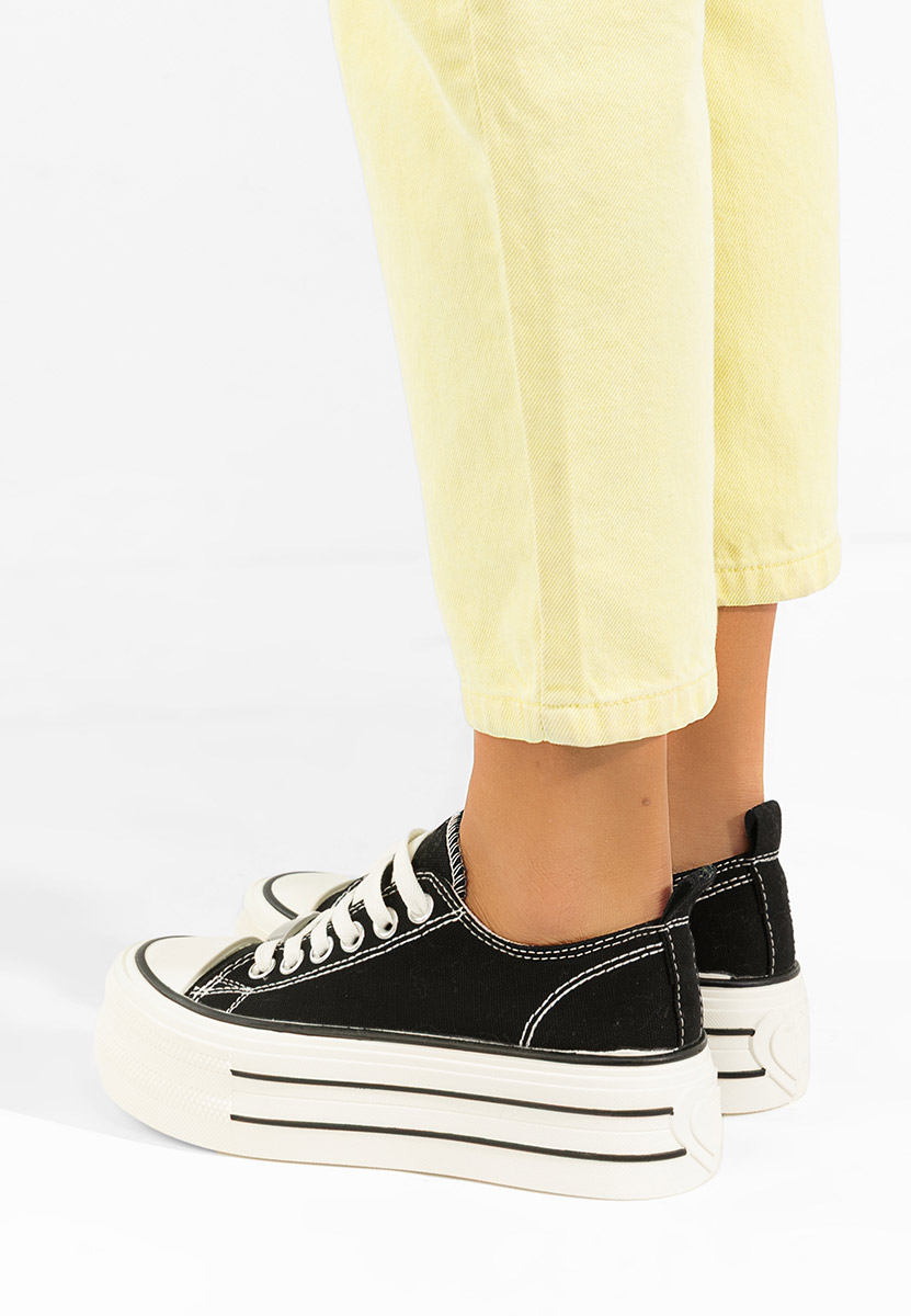 Czarne trampki na platformie Kimala