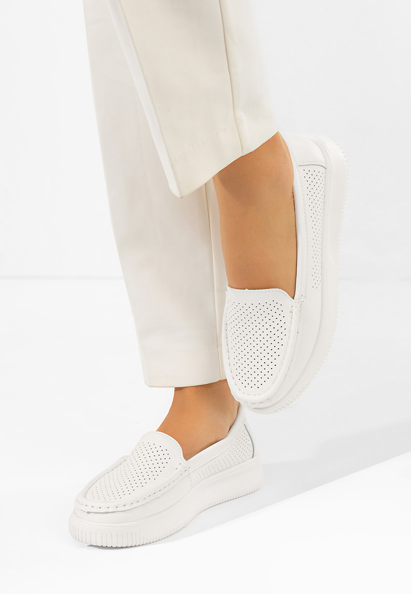 Białe mokasyny damskie skórzane Sabiria