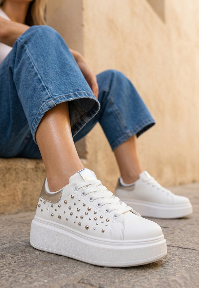 Białe sneakersy na platformie Lindalia V2