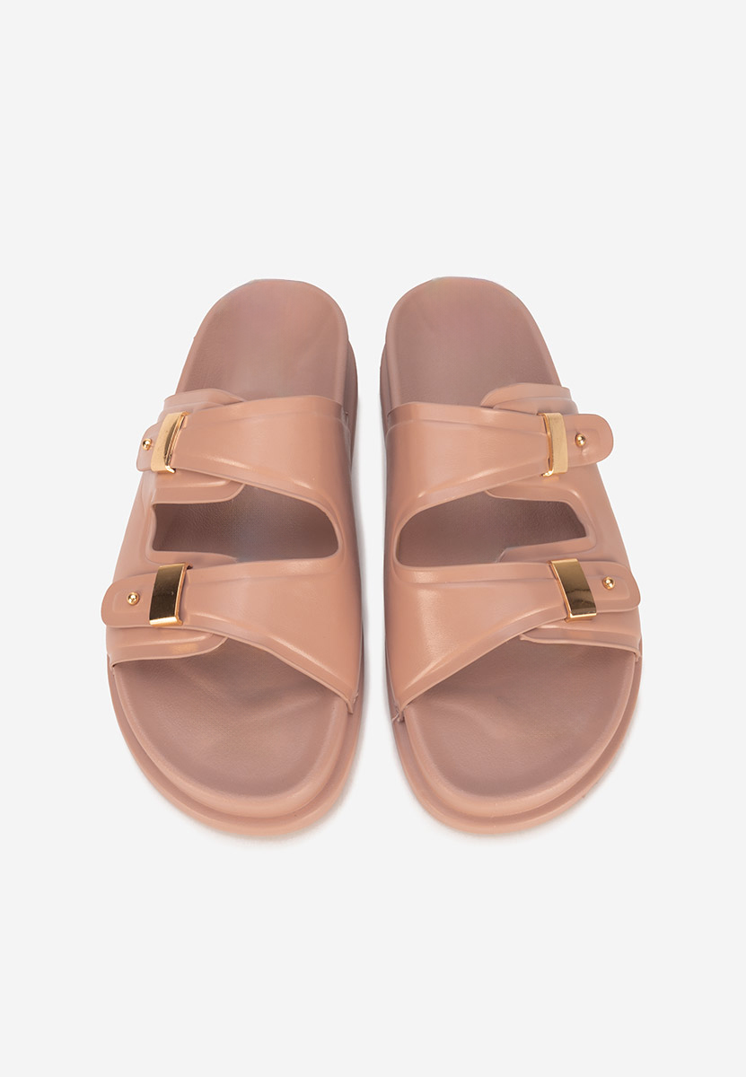 Różowe klapki na platformie Carmenta