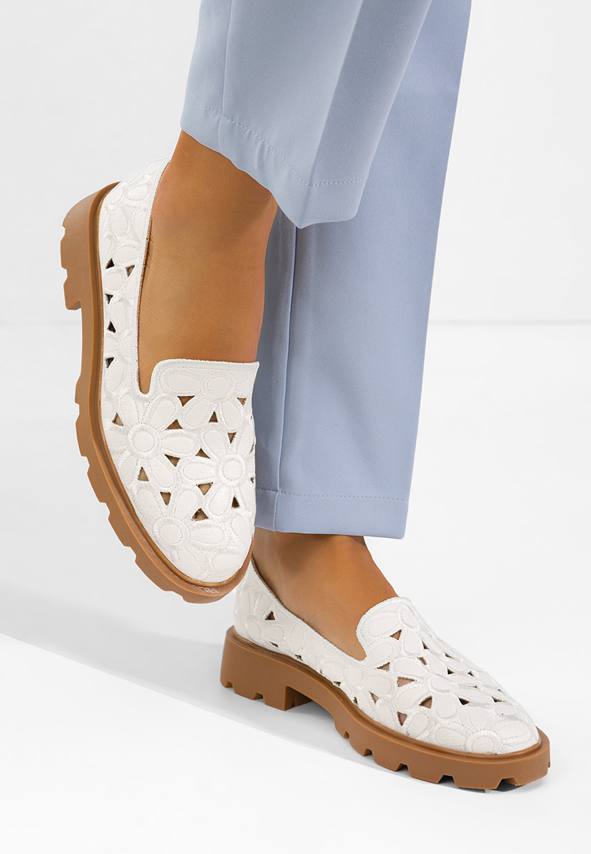 Białe półbuty damskie Sorika