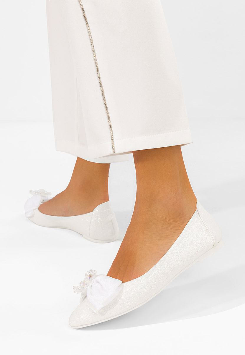 Białe eleganckie baleriny Adelyma