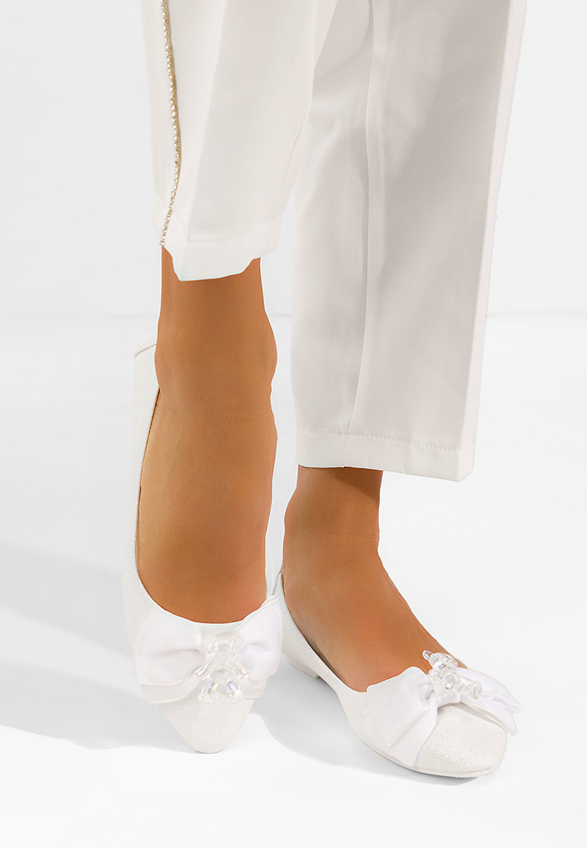 Białe eleganckie baleriny Adelyma