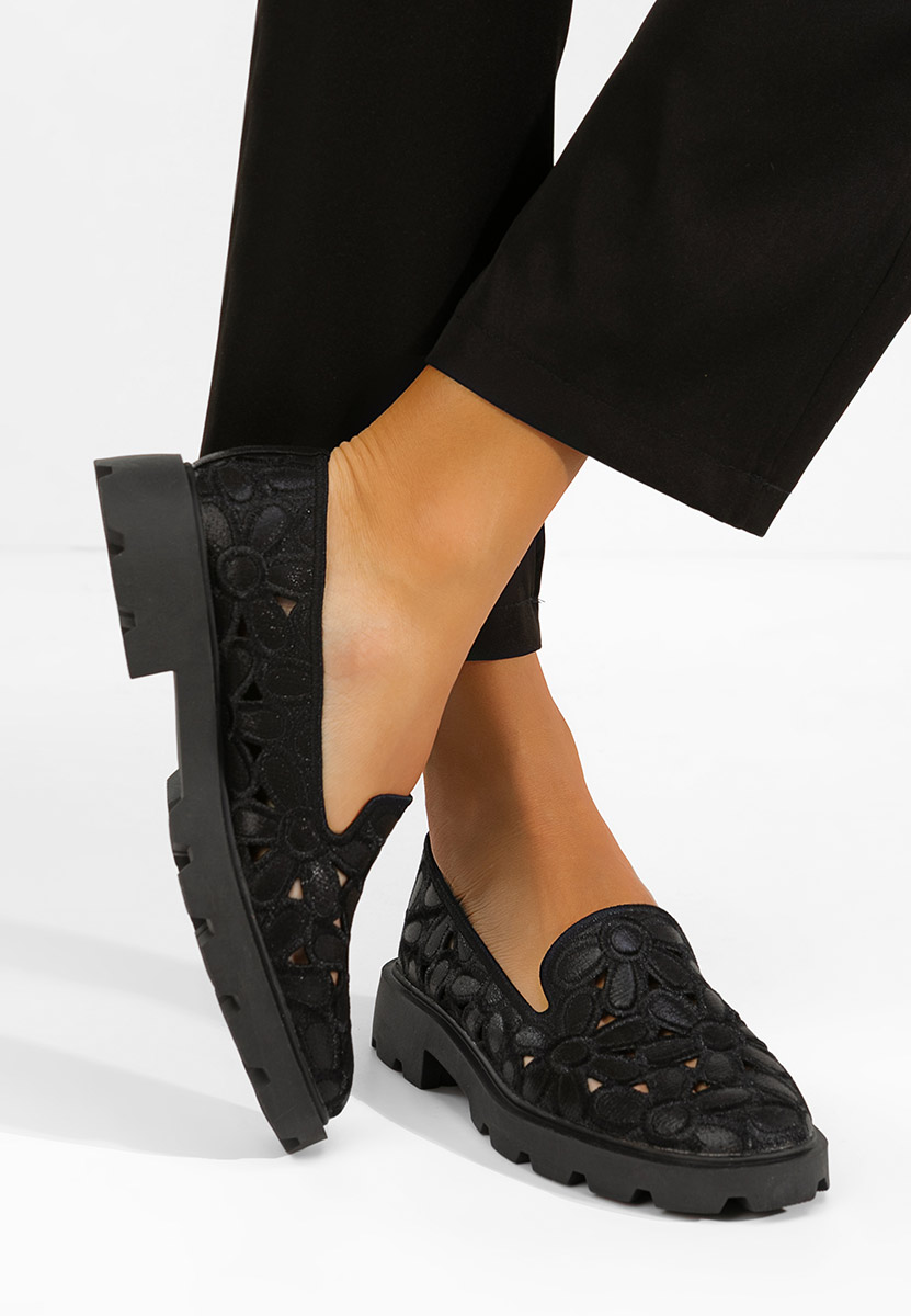 Czarne półbuty damskie Sorika