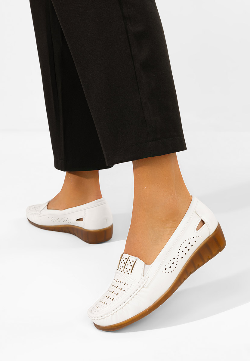 Białe mokasyny damskie Genovia