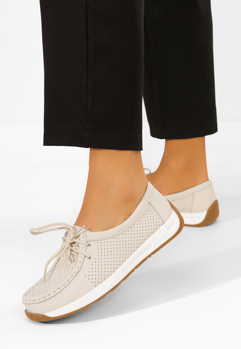 Beżowe mokasyny damskie Kaliana