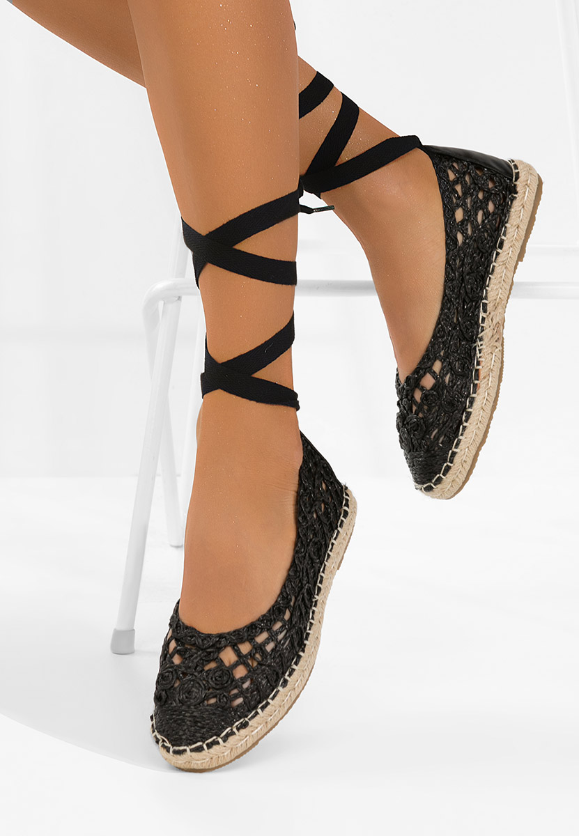 Czarne espadryle wiązane Kaddeia