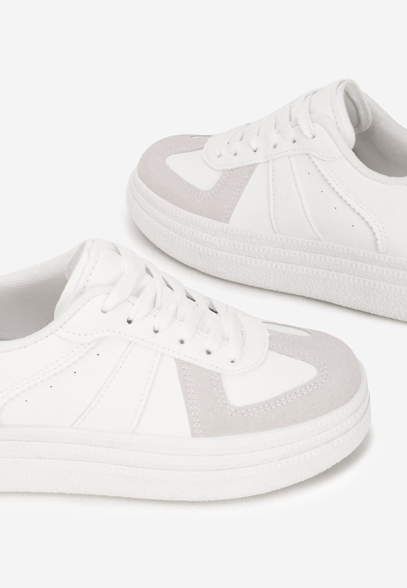 Białe sneakersy na platformie Serinia