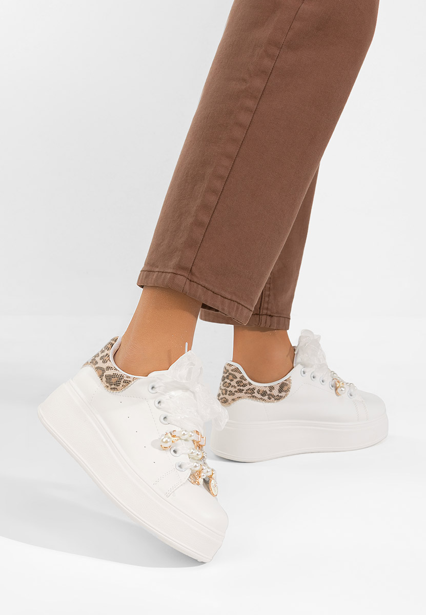 Białe sneakersy na platformie Cellia V3
