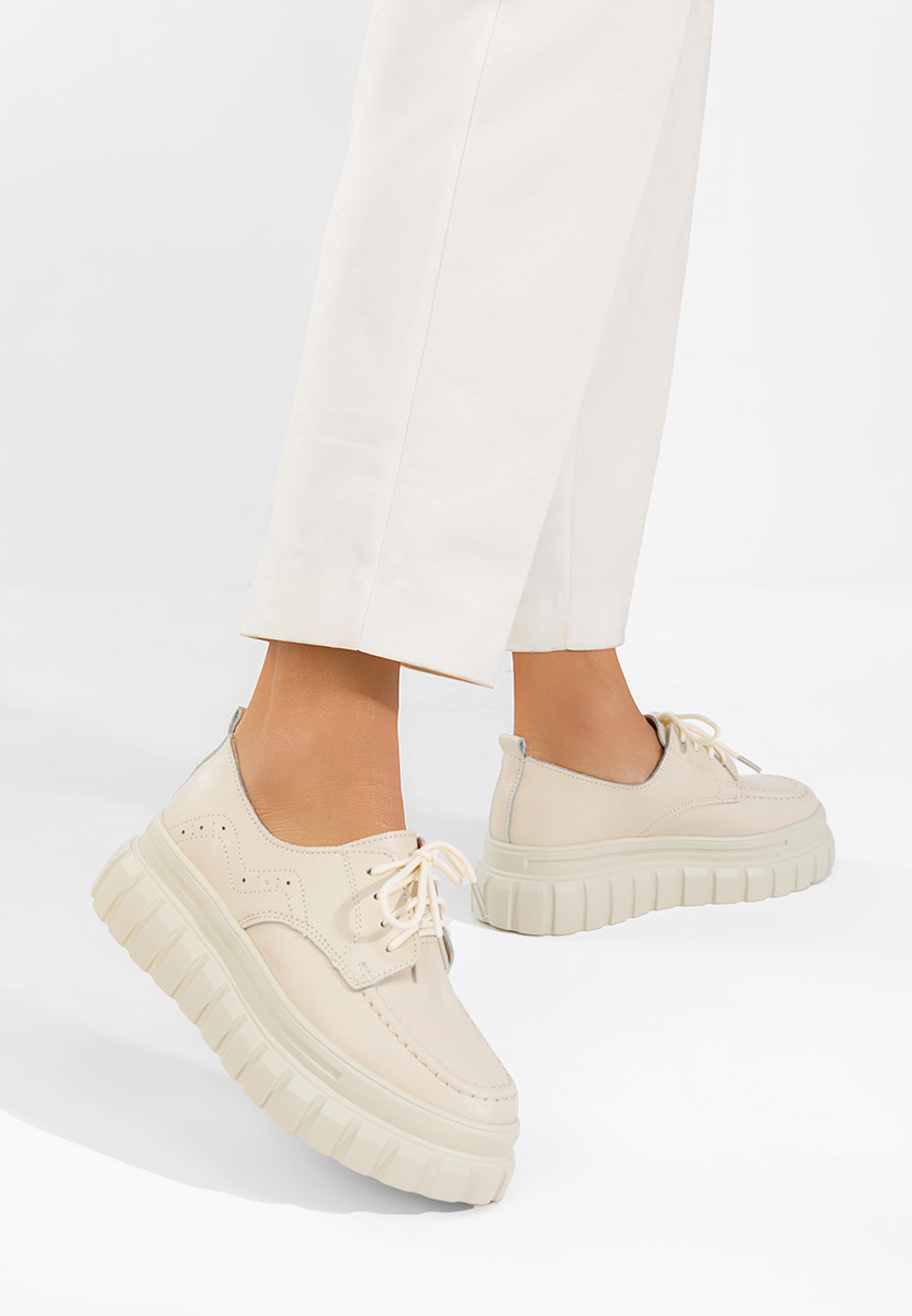 Beżowe skórzane mokasyny Camya