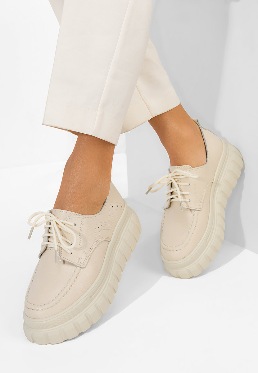 Beżowe skórzane mokasyny Camya