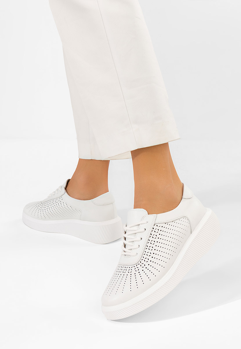 Białe sneakersy damskie Oleiana