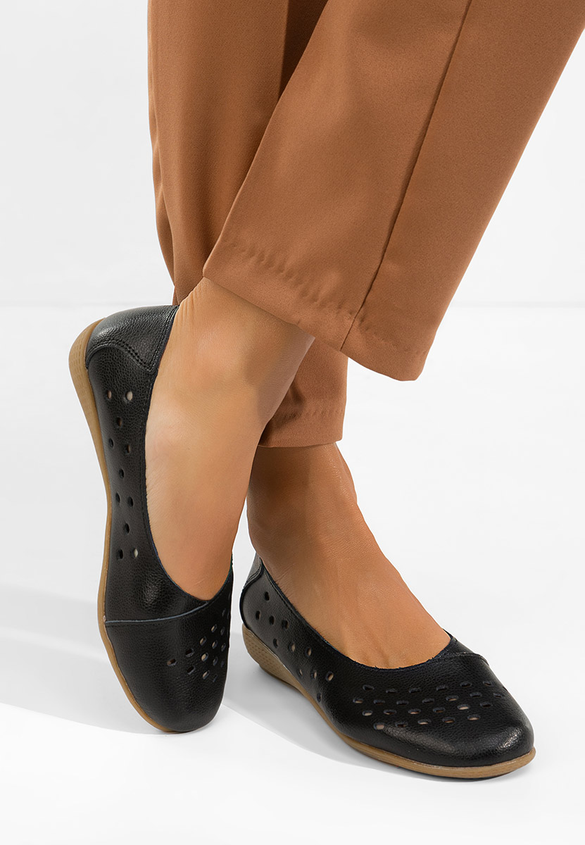 Czarne balerinki skórzane Andeia