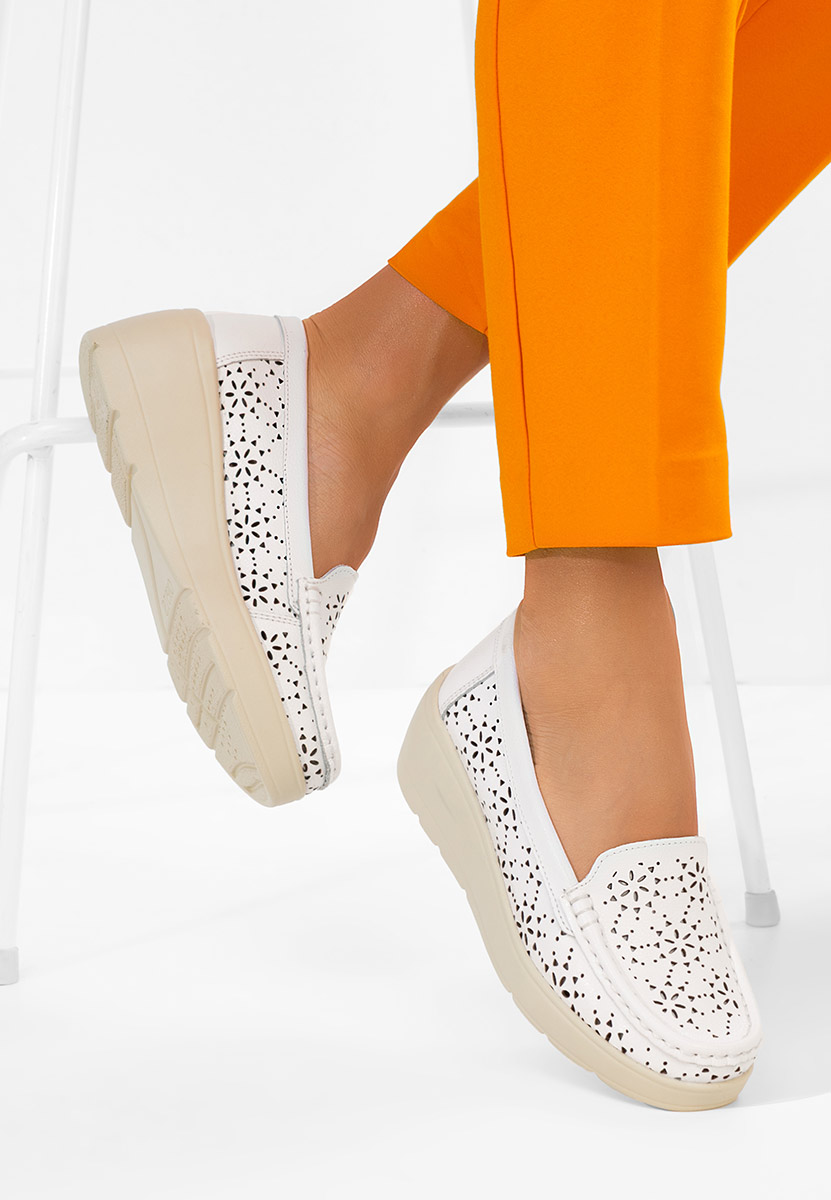 Białe mokasyny damskie skórzane Ysaia