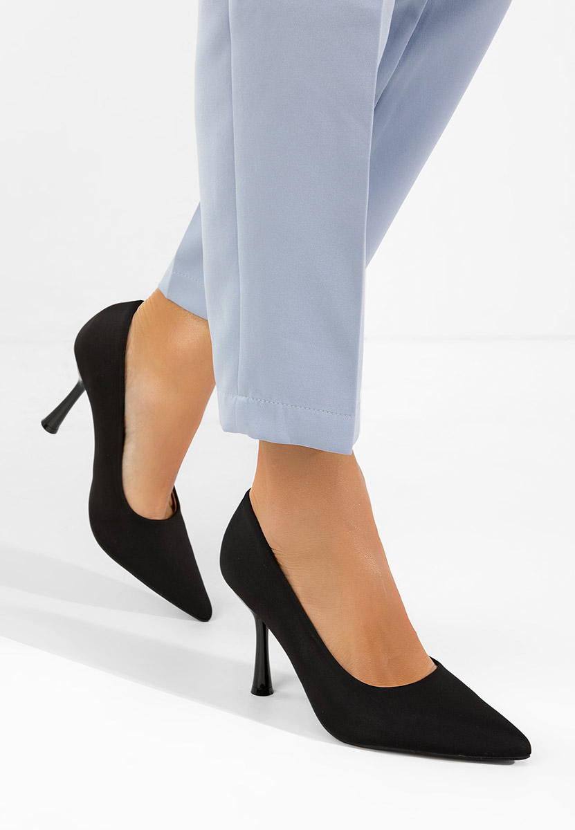 Czarne szpilki na obcasie Anuria