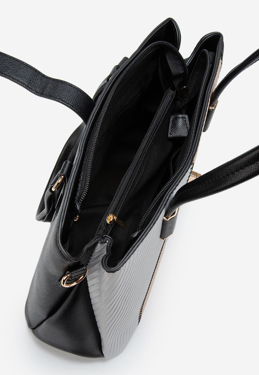 Czarna torebka do ręki Camenia