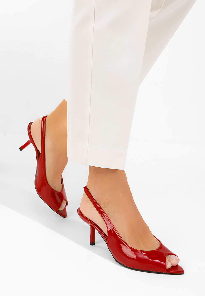 Czerwone sandały na szpilce Naressa