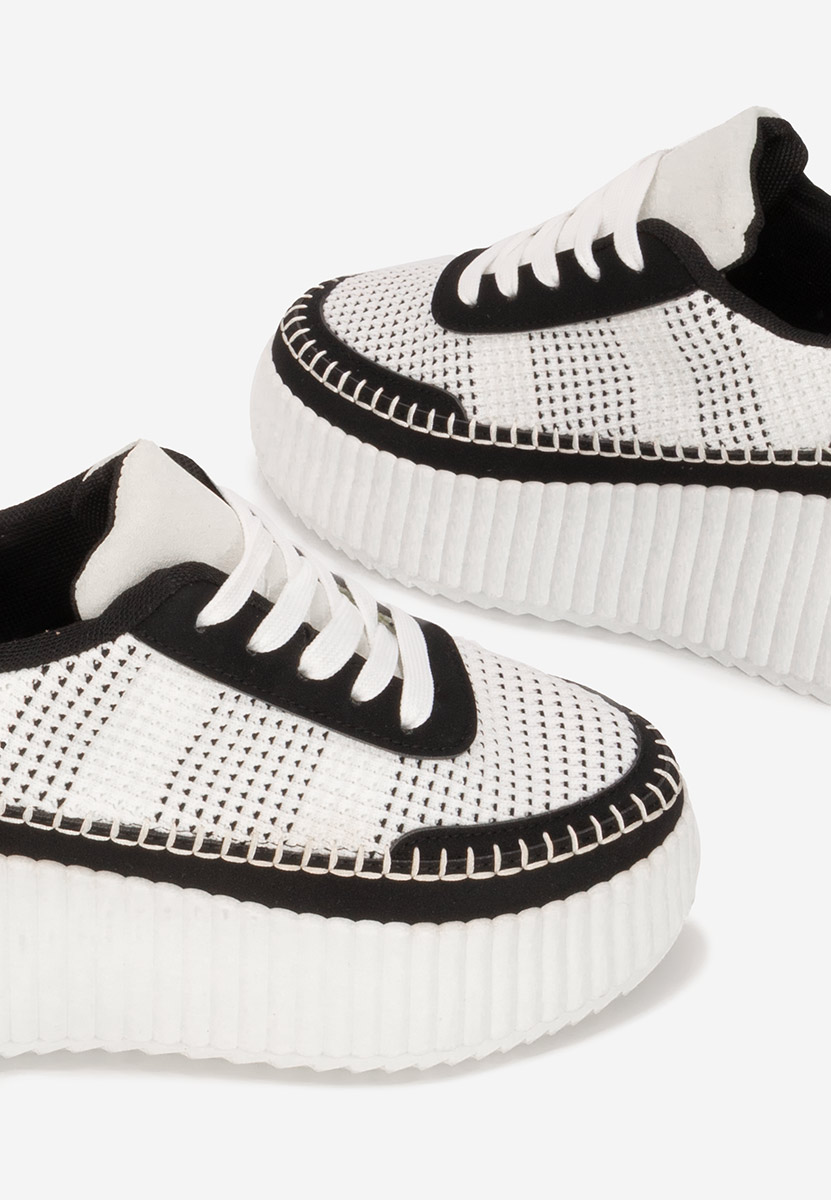 Czarne sneakersy na platformie Tamylsa