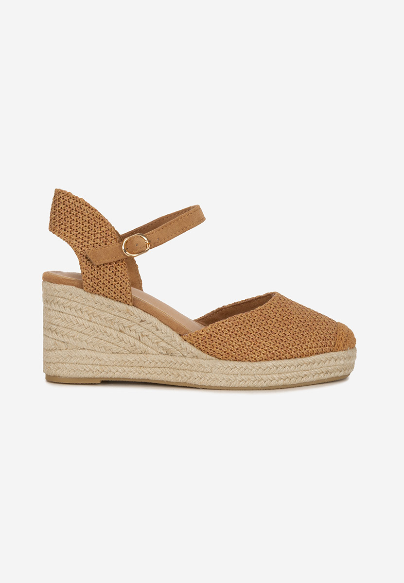 Camelowe espadryle na koturnie Paty