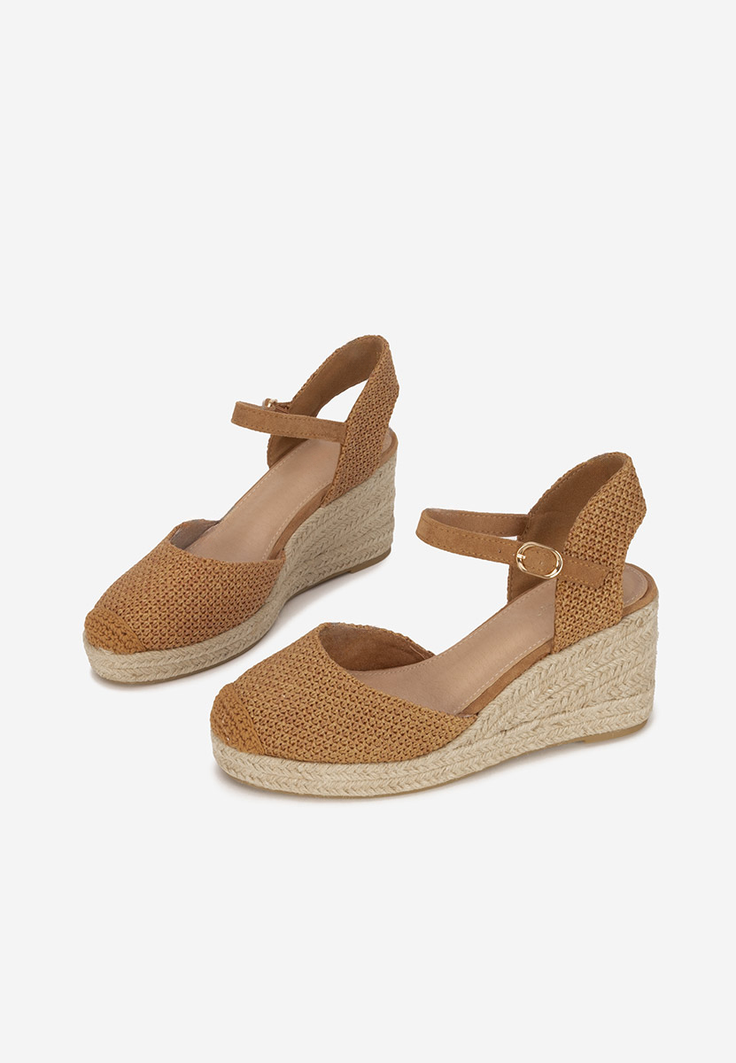 Camelowe espadryle na koturnie Paty