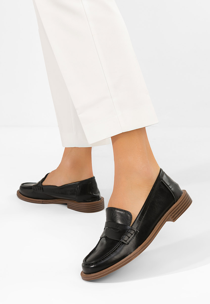 Czarne mokasyny damskie Zayrie