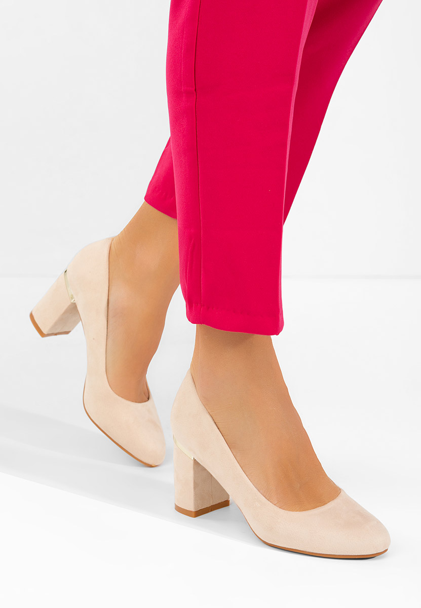 Beżowe czółenka na słupku Izaya